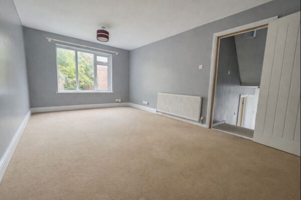 4 Bedroom House To Let - HP13
