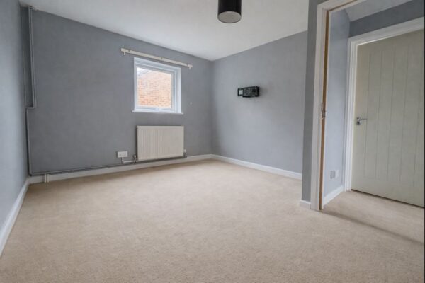 4 Bedroom House To Let - HP13