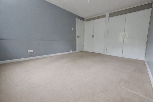 4 Bedroom House To Let - HP13