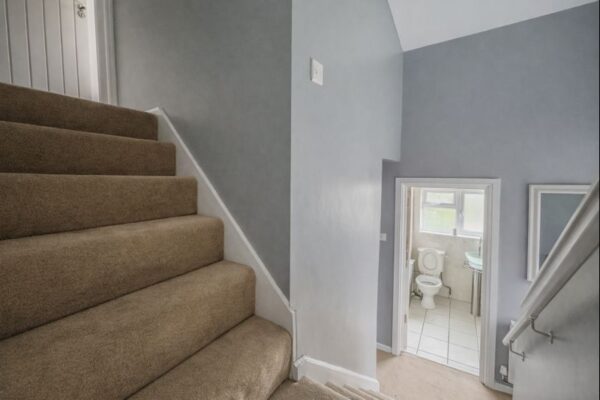 4 Bedroom House To Let - HP13