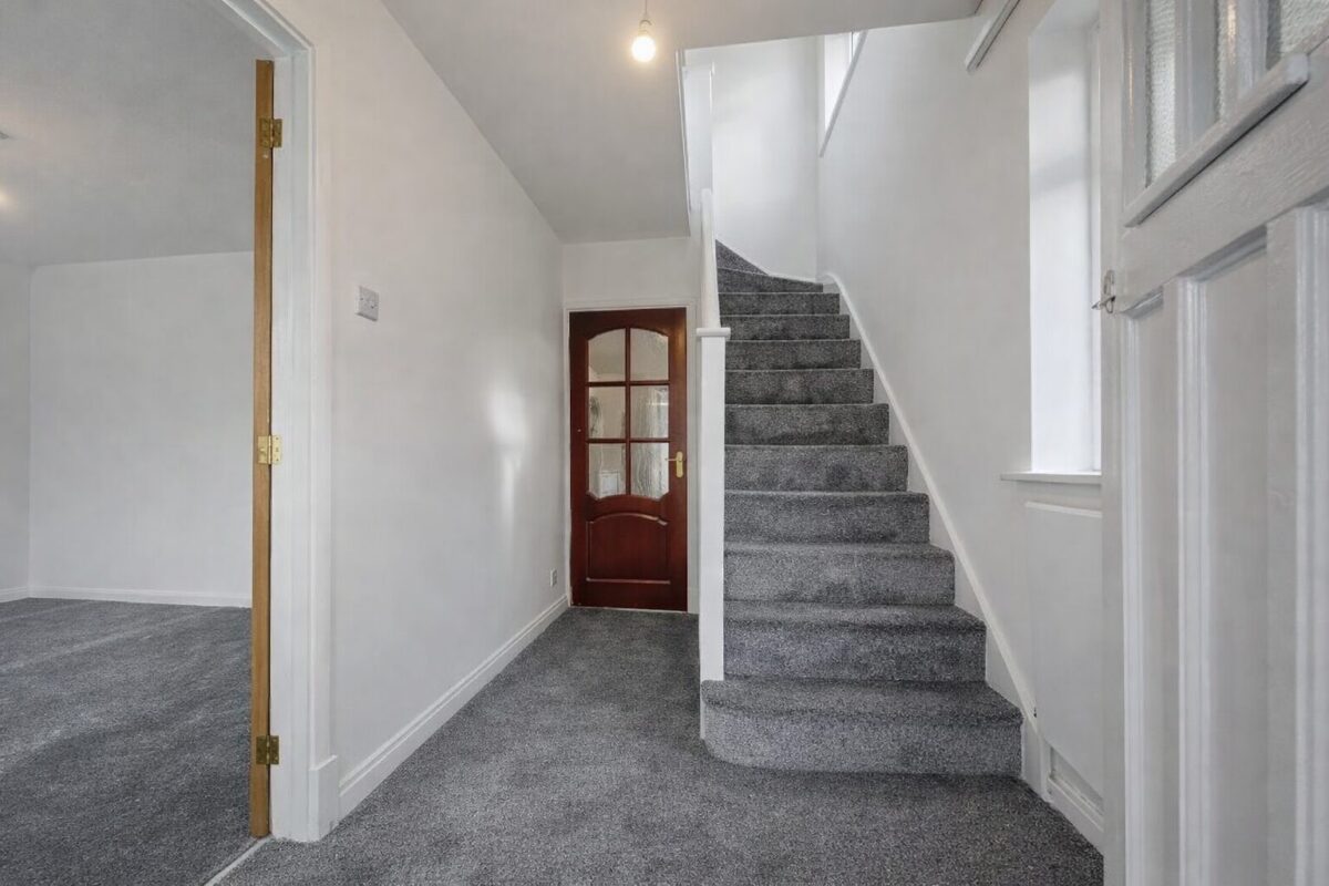4 Bedroom House To Let - HP12