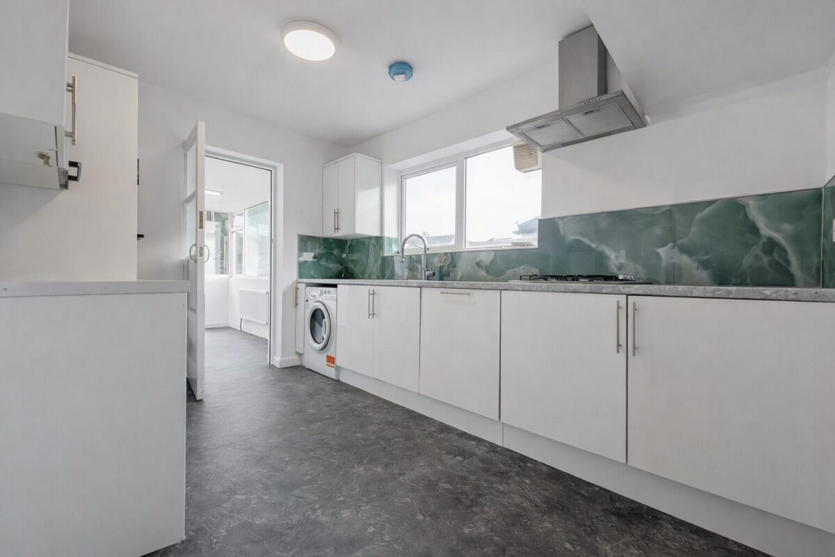 4 Bedroom House To Let - HP12