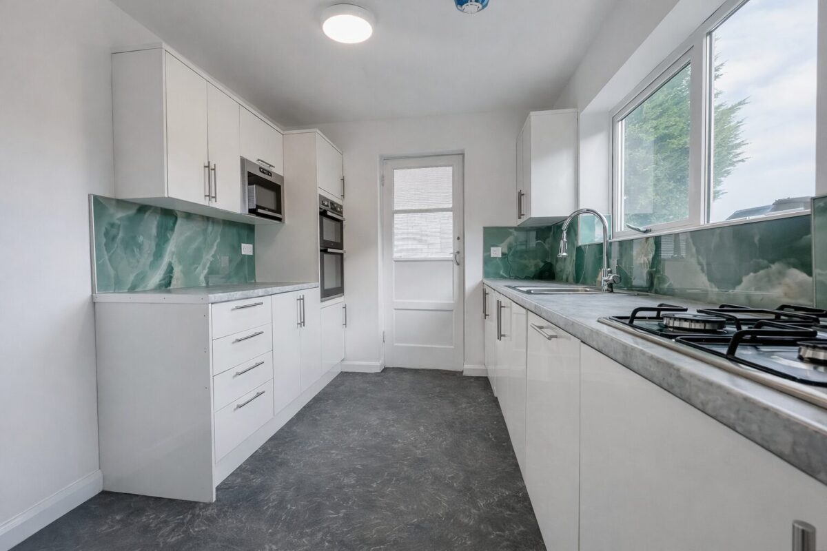 4 Bedroom House To Let - HP12