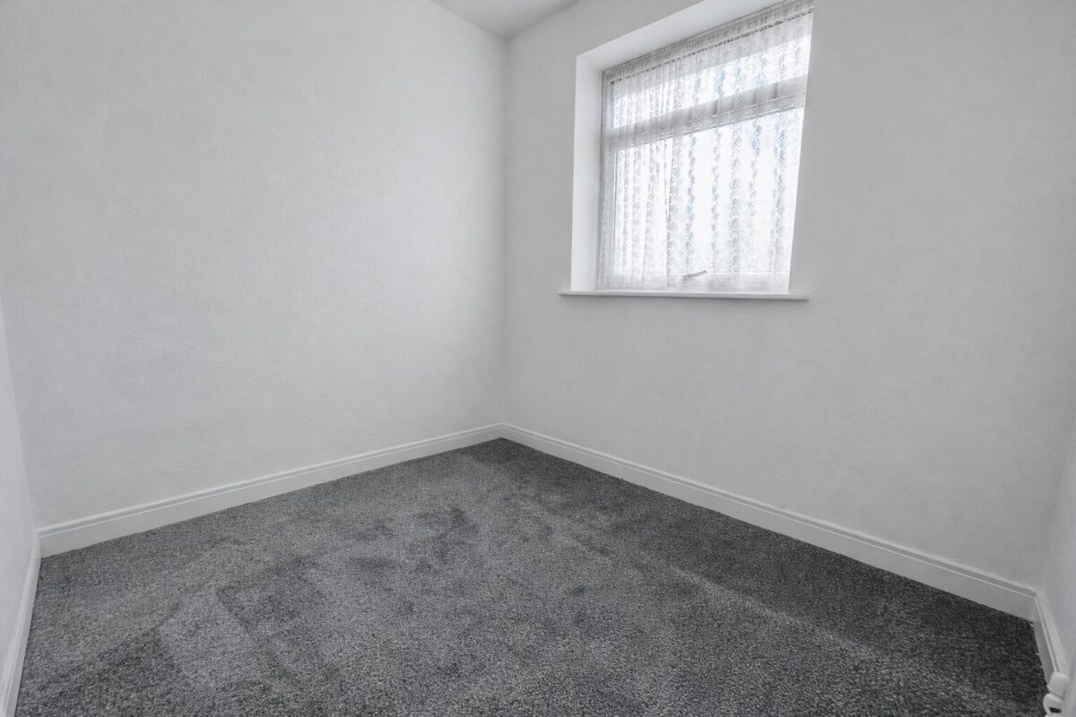 4 Bedroom House To Let - HP12