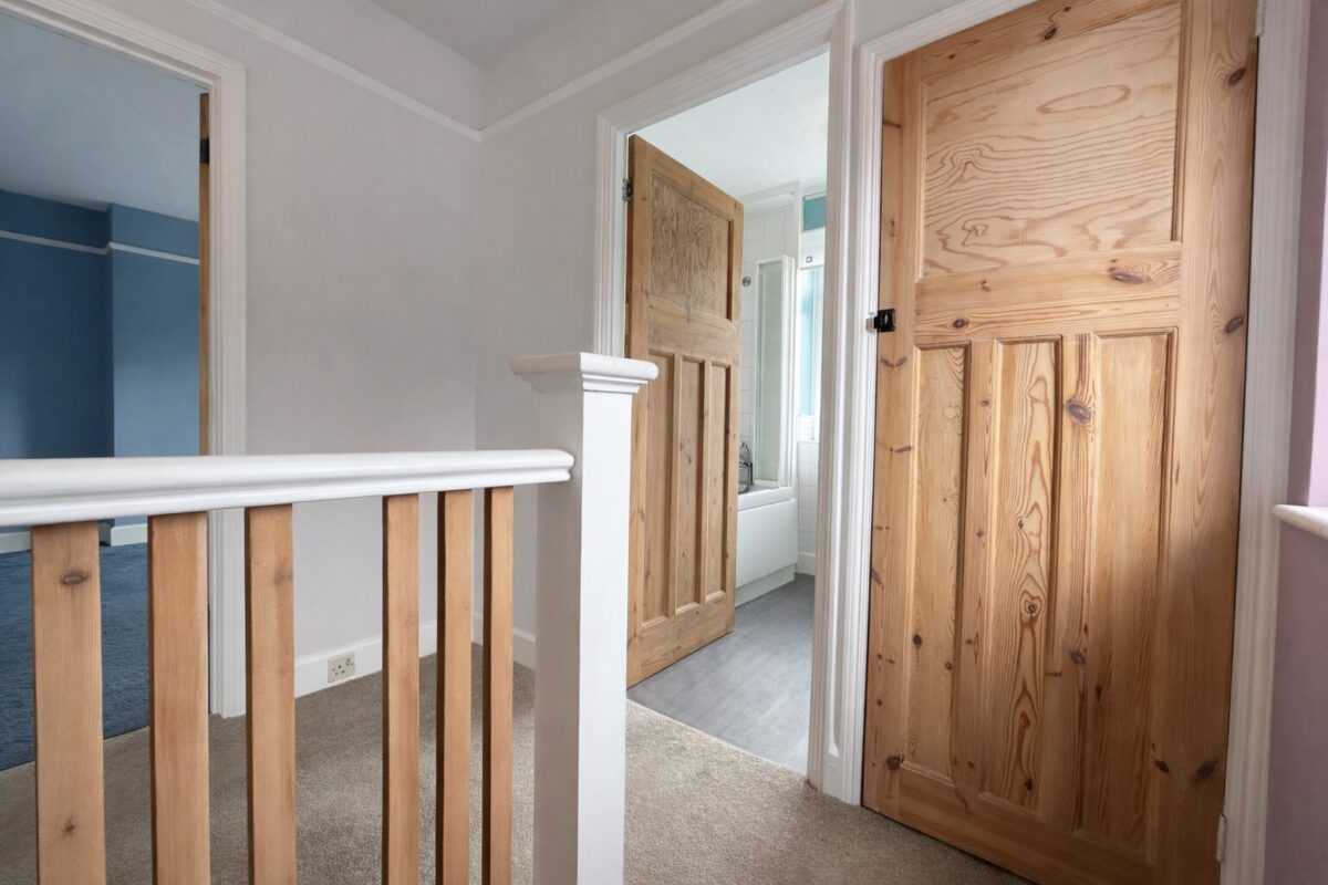 5 Bedroom House To Let - HP12