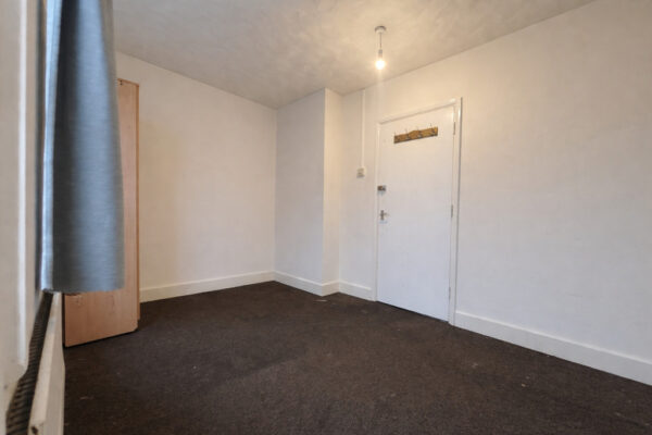 3 Bedroom House To Let - HP12