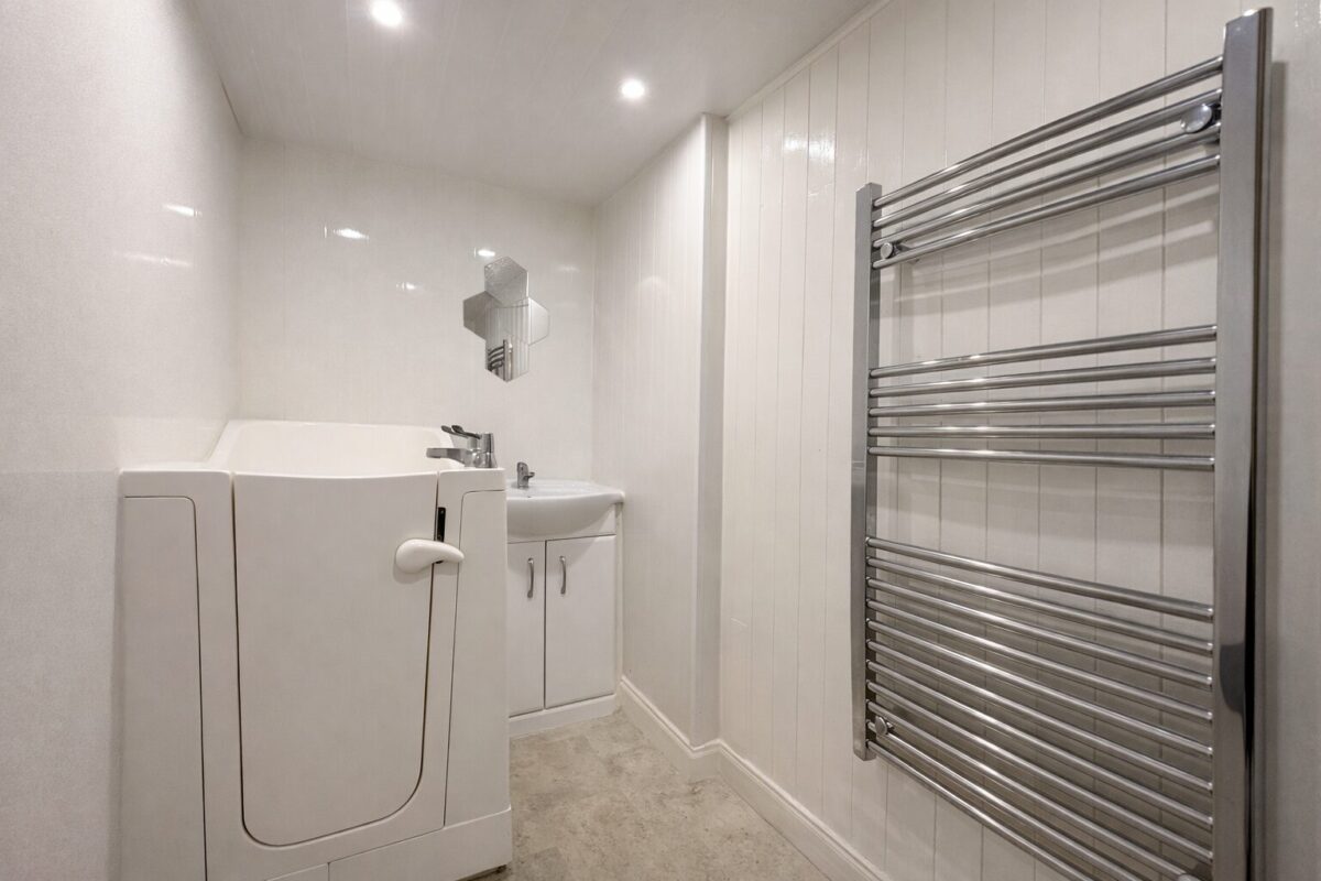 Forgetts Road, Lane End, Buckinghamshire, HP14 3DZ