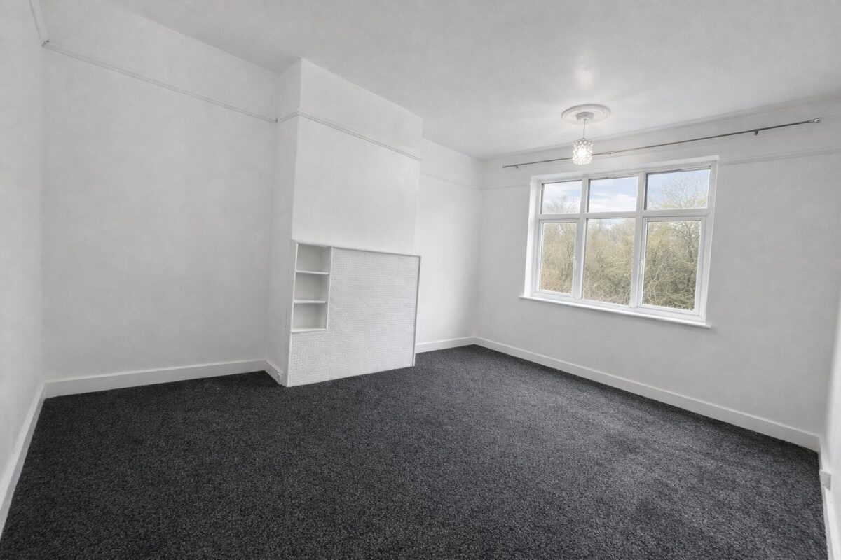 3 Bedroom House To Let - HP12