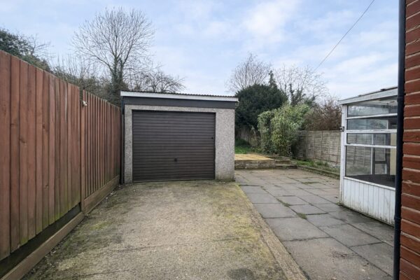 3 Bedroom House To Let - HP12