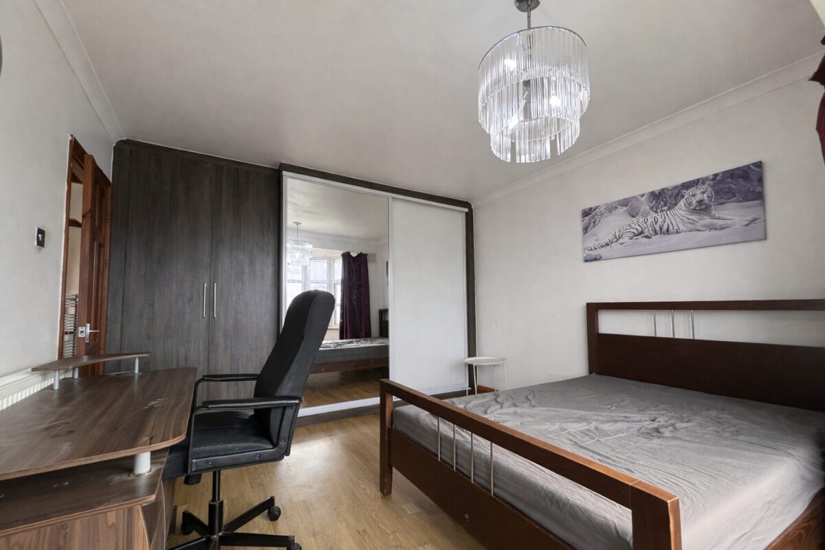 3 Bedroom Bungalow To Let - HP12