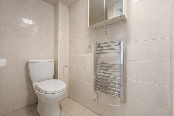 5 Bed Student House, Deeds Grove, High Wycombe, HP12 3NT