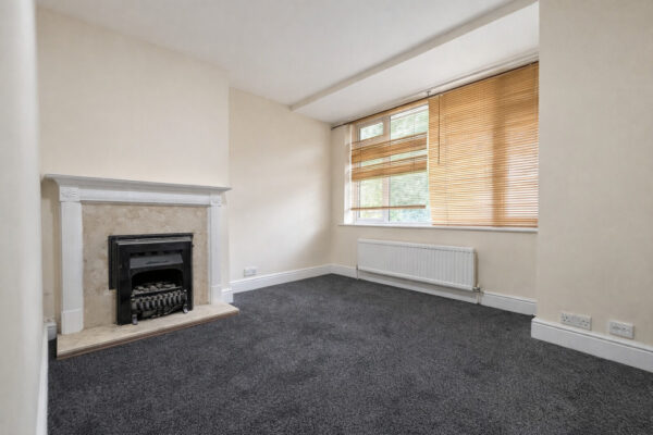 5 Bed Student House, Deeds Grove, High Wycombe, HP12 3NT