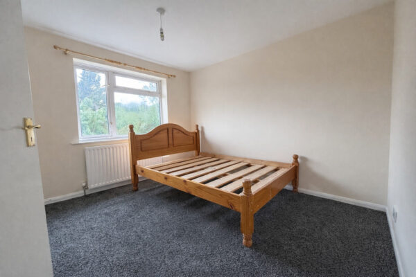 5 Bed Student House, Deeds Grove, High Wycombe, HP12 3NT