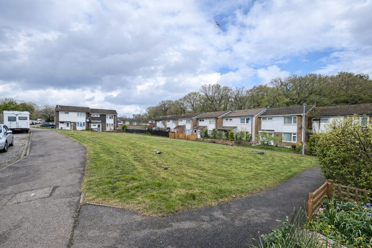 Hithercroft Road, High Wycombe, Buckinghamshire, HP13 5RD