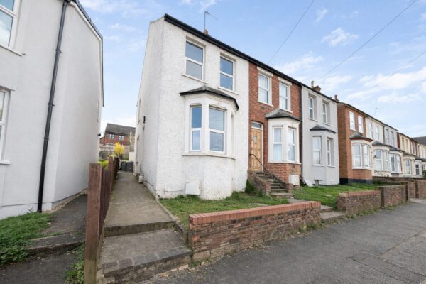 Dashwood Avenue, High Wycombe, Buckinghamshire, HP12 3DZ