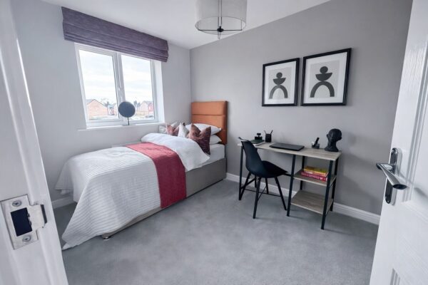 2 Bedroom House To Let - S80