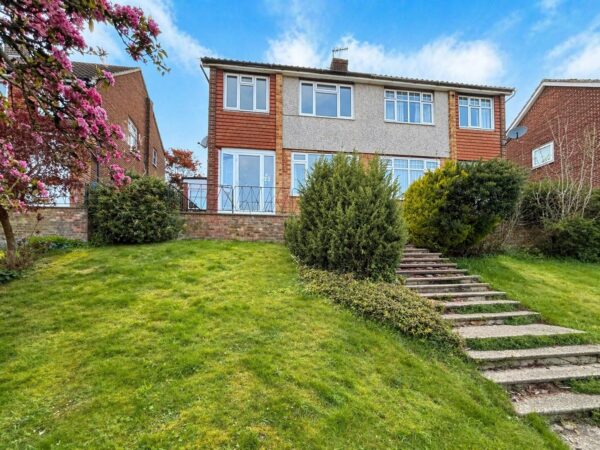 Baronsmead Road, High Wycombe, Buckinghamshire, HP12 3PQ