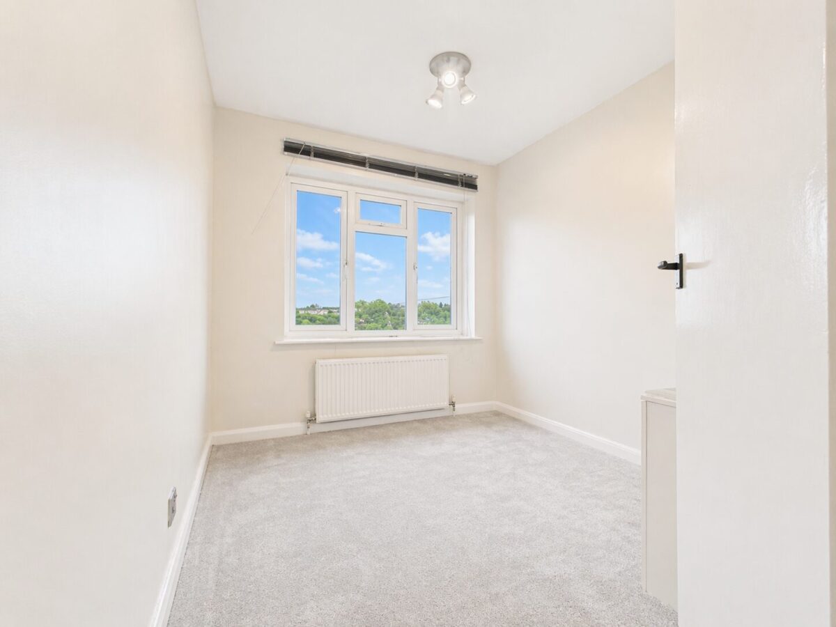 Baronsmead Road, High Wycombe, Buckinghamshire, HP12 3PQ