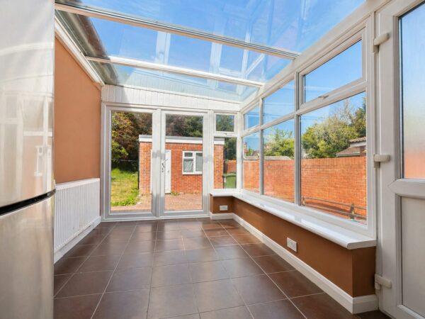 3 Bed Semi Detached, Marlow Road, High Wycombe, Buckinghamshire, HP11 1TF
