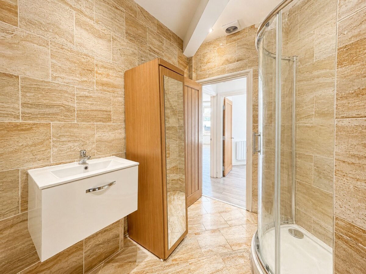 1 Bed Apartment, Gordon Road, High Wycombe, HP13 6XJ