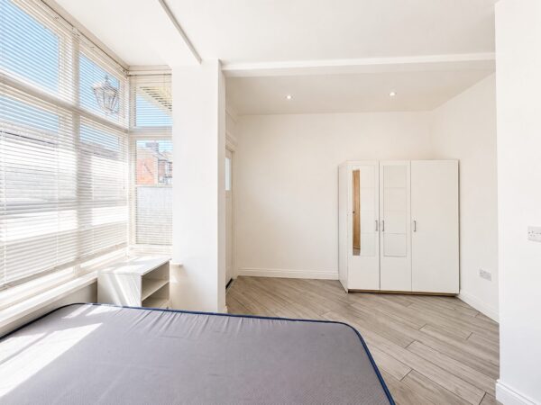 1 Bed Apartment, Gordon Road, High Wycombe, HP13 6XJ