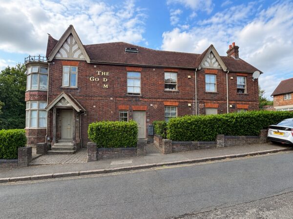 1 Bed Apartment, Gordon Road, High Wycombe, Buckinghamshire, HP13 6XJ