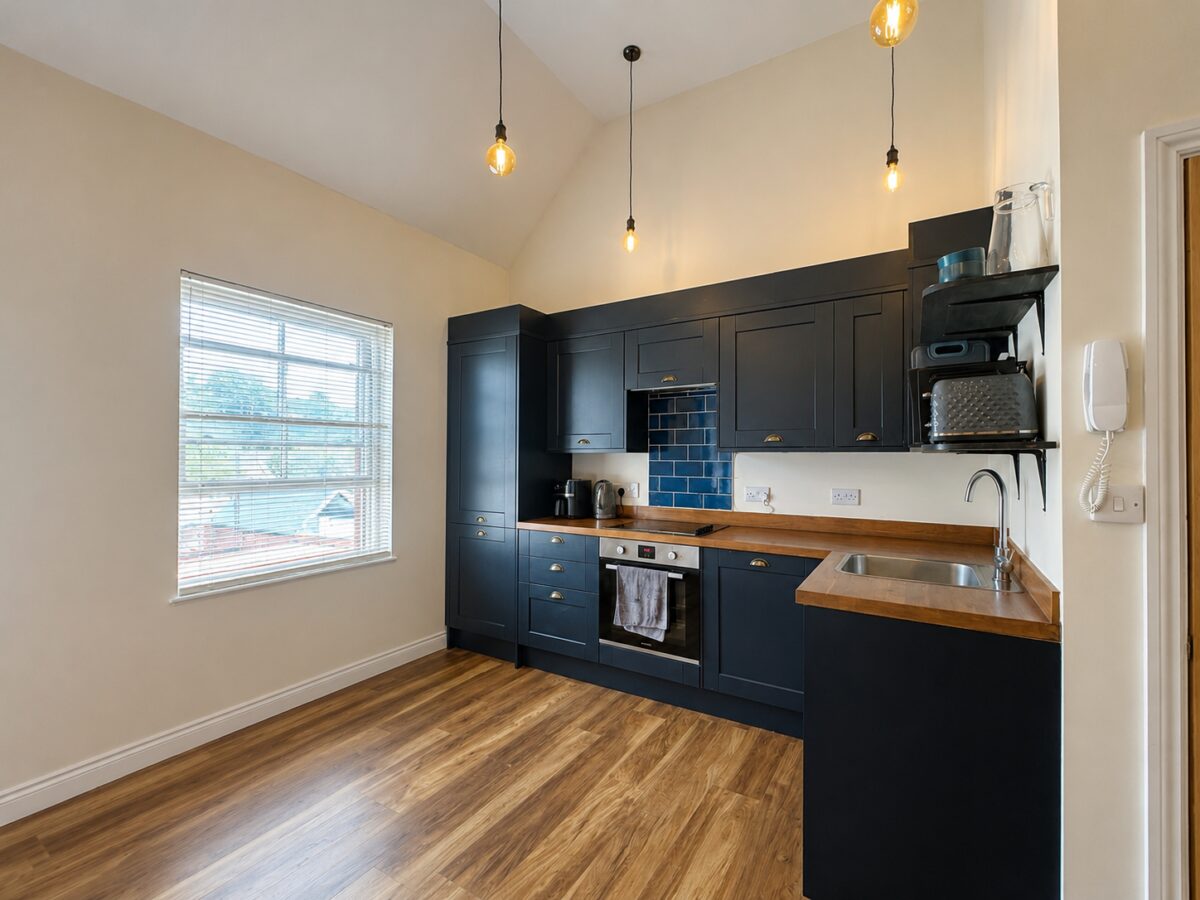 1 Bed Apartment, Gordon Road, High Wycombe, Buckinghamshire, HP13 6XJ