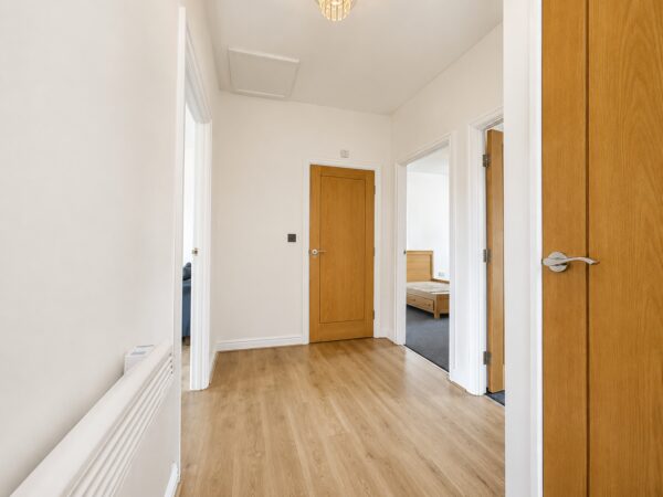 2 Bed Apartment, Cedar Avenue, Hazelmere, Buckinghamshire, HP15 7DL