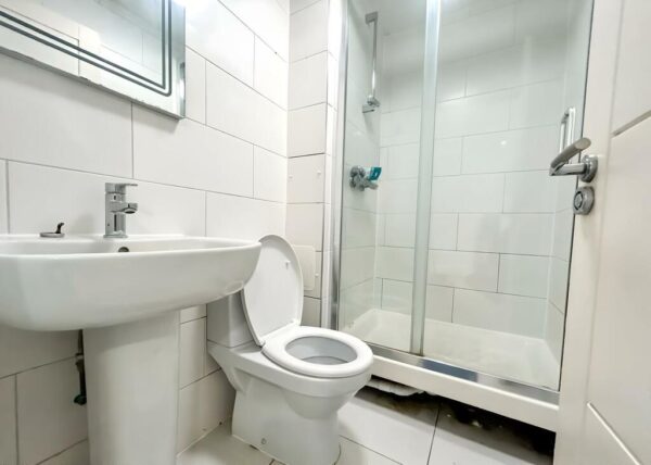 1 Bed Apartment, Nutfield Ln, High Wycombe, Buckinghamshire, HP11 2ND