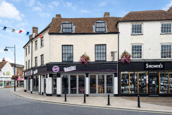 5 Bedroom Shared Flat, Town Centre, High Wycombe, Buckinghamshire, HP11 2DL