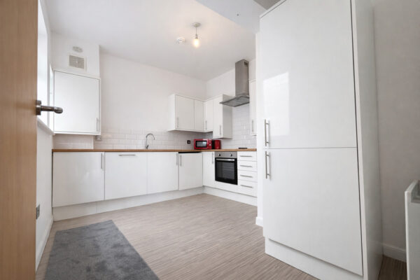 5 Bedroom Shared Flat, Town Centre, High Wycombe, Buckinghamshire, HP11 2DL