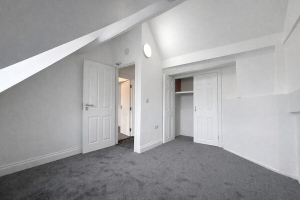 5 Bedroom Shared Flat, Town Centre, High Wycombe, Buckinghamshire, HP11 2DL