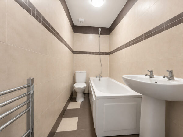 1 Bed Flat, Abbey Barn Road, High Wycombe, HP11 1RR