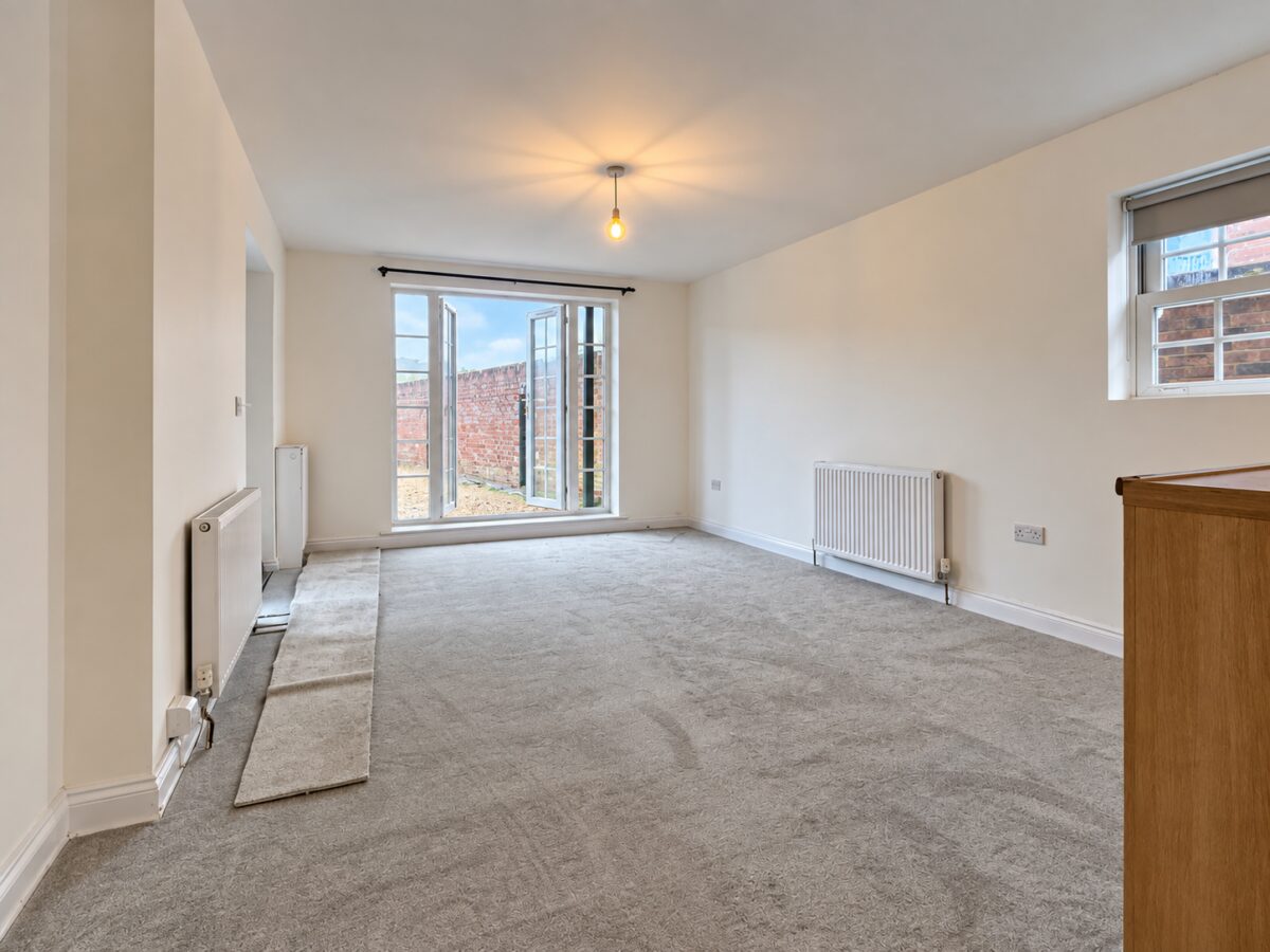 2 Bed Apartment, Abbey Barn Road, High Wycombe, Buckinghamshire, HP11 1RR