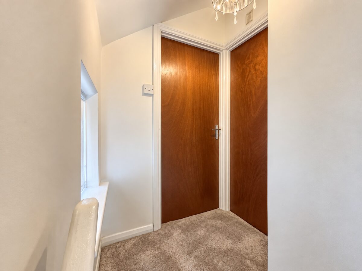 2 Bed Semi-Detached, Spearing Rd, High Wycombe, Buckinghamshire, HP12 3JX