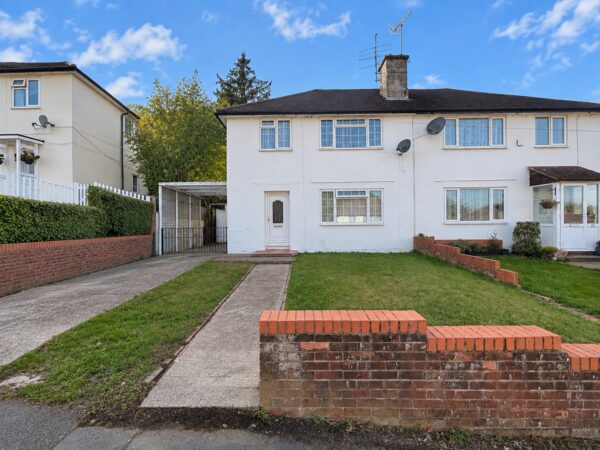 3 Bed Semi-Detached, Roundwood Road, High Wycombe, Buckinghamshire, HP12 4HE