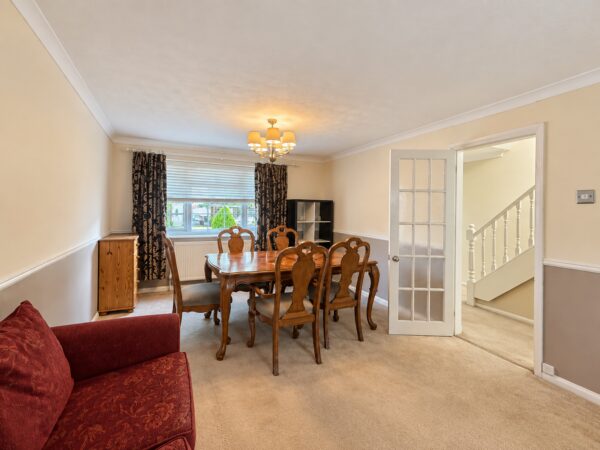 4 Bed Semi-Detached, Walton Drive. High Wycombe, Buckinghamshire, HP13 6TS