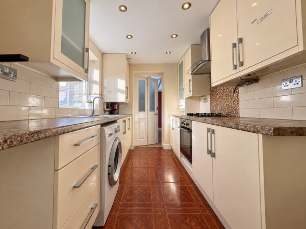 4 Bed Semi-Detached, Walton Drive. High Wycombe, Buckinghamshire, HP13 6TS