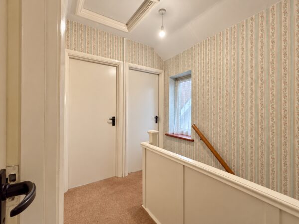3 Bed Semi-Detached, Gibson Rd, High Wycombe, Buckinghamshire, HP12 4QW