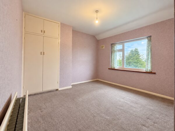 3 Bed Semi-Detached, Gibson Rd, High Wycombe, Buckinghamshire, HP12 4QW