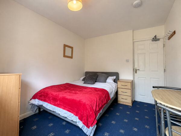 Furnished Double Room, Sabina Close, High Wycombe, Buckinghamshire, HP12 3HF