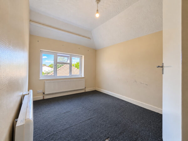 1/2 Bed Flat, Rutland Ave, High Wycombe, Buckinghamshire, HP12 3JH
