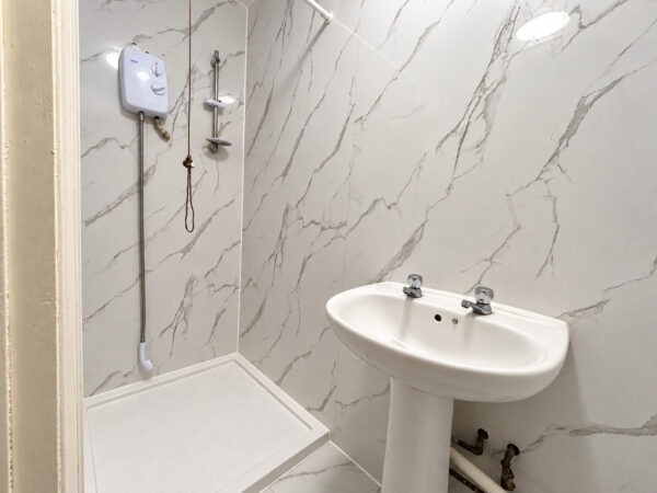 1/2 Bed Flat, Rutland Ave, High Wycombe, Buckinghamshire, HP12 3JH
