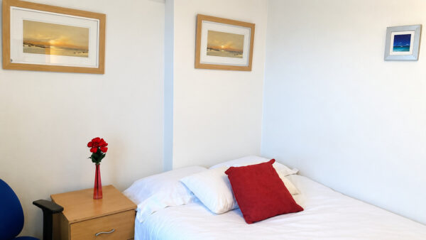 Furnished Double Room, Desborough Ave, High Wycombe, HP11 2SQ