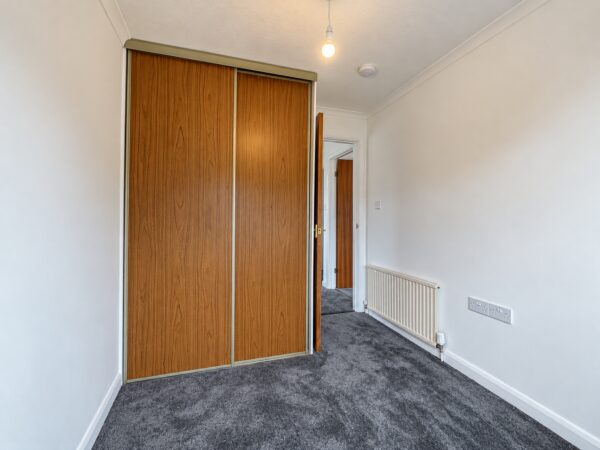 3 Bed Semi-Detached, Deeds Grove, High Wycombe, HP12 3PB