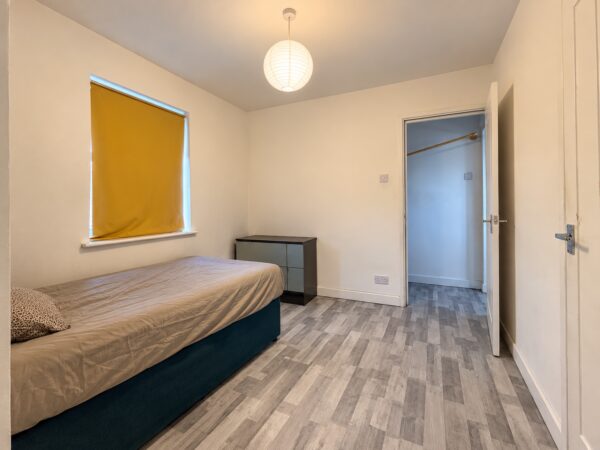 1 Bed Flat, West Wycombe Road, High Wycombe, HP11 2LW