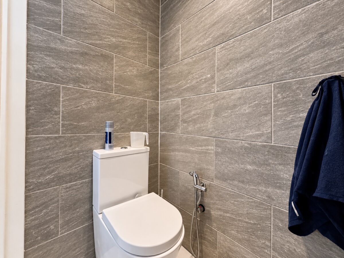 3 Bed Semi-Detached, Burnham Close, High Wycombe, HP12 3UX